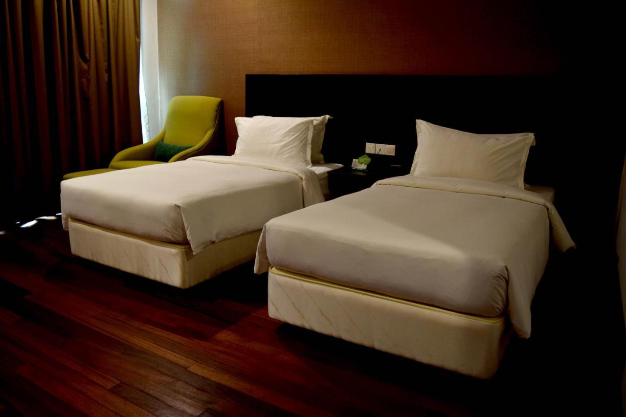 ลาเซนด้า โฮเต็ล Hotel ลาบวน ภายนอก รูปภาพ
