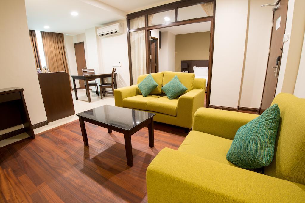 ลาเซนด้า โฮเต็ล Hotel ลาบวน ห้อง รูปภาพ